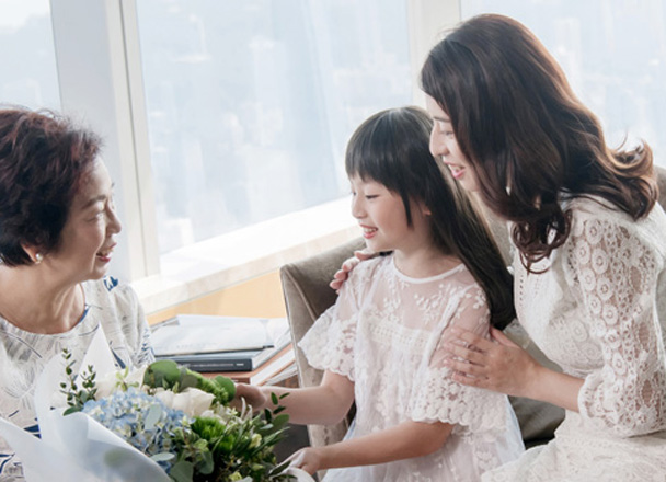 Celebrate Mother’s Day at its best with a range of special festive activities at The Ritz-Carlton, Hong Kong.